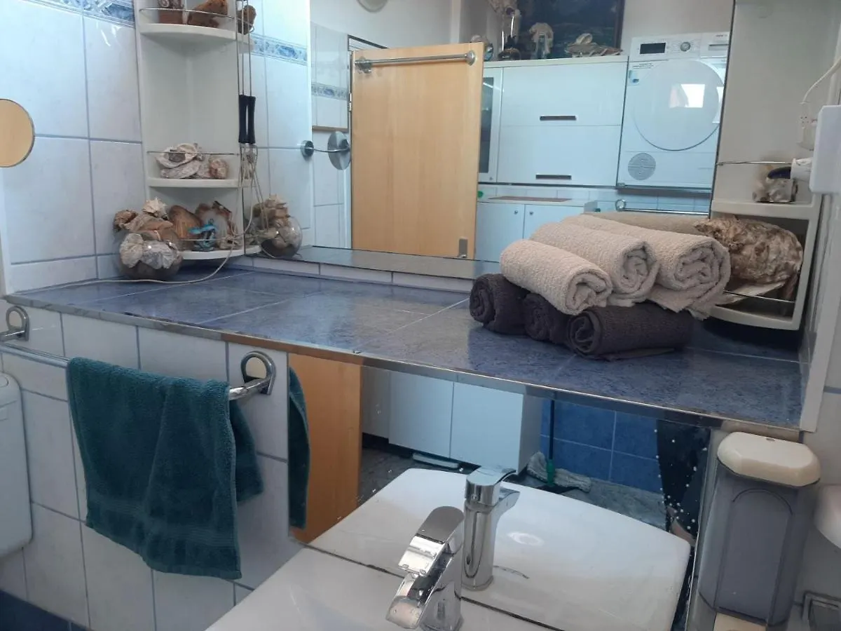 Sea View Apartment In The Center Of Pula 0*,