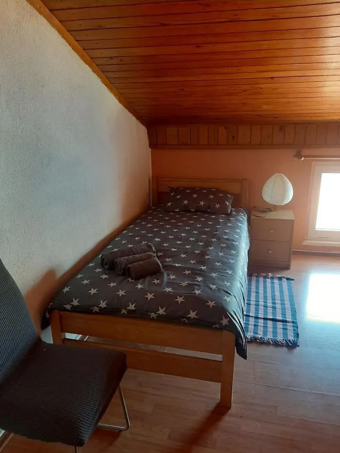 Sea View Apartment In The Center Of Pula